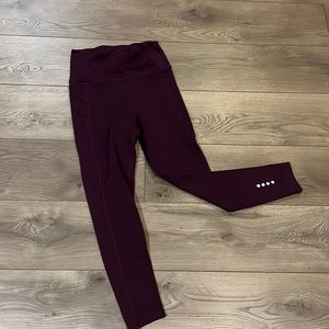 Maroon high waist leggings